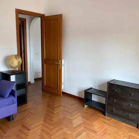 La Casa Di Ester Three-room Daire *