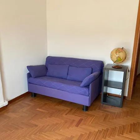 La Casa Di Ester Three-room Roma
