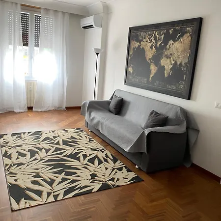 La Casa Di Ester Three-room * Roma
