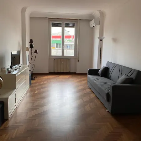 La Casa Di Ester Three-room Rzym